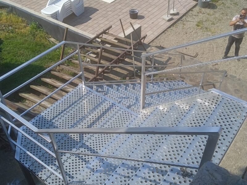 Scari Metalice Zincate Lugoj 0771 253 209