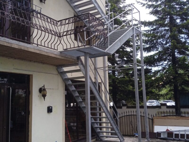 Scari Metalice Zincate Beius 0771 253 209