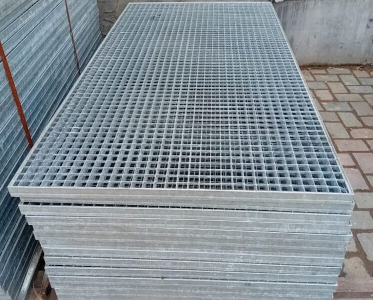 Gratare Metalice Zincate Cluj 0771 253 209