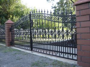 P132-poarta-fier-forjat-atelier-46-ro-pitesti